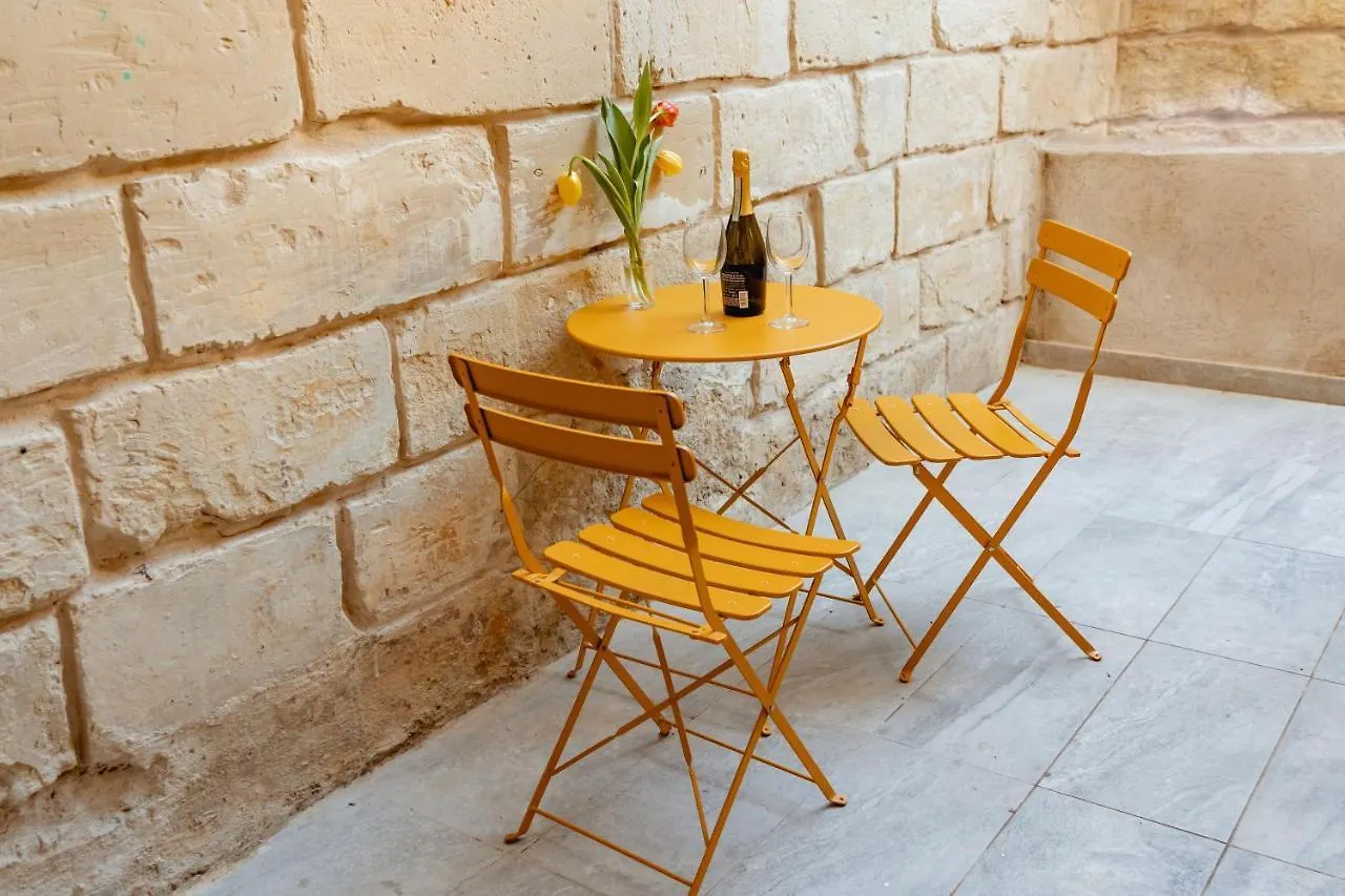 Classic 2Bdr Designer Home! Close To Sea Sliema Apartment